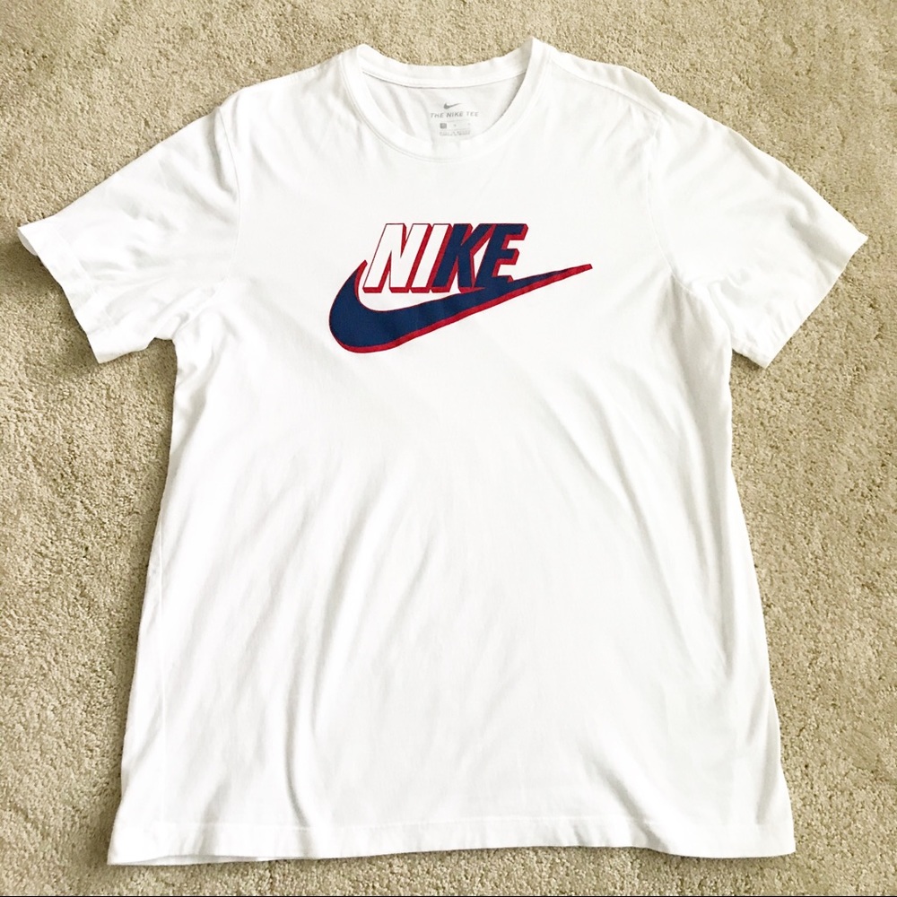 NIKE Men’s Short Sleeve White T-Shirt Logo Tee L